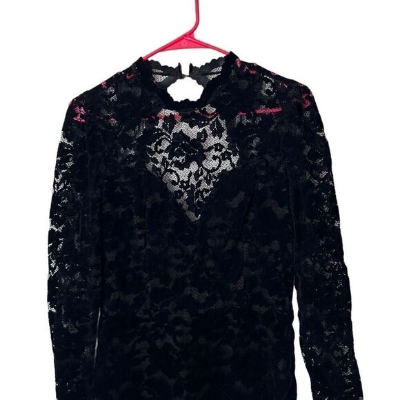 Saylor Revolve Kacey Floral Velvet Lace Back Cutout Mini Dress Black Size Medium - Picture 6 of 11